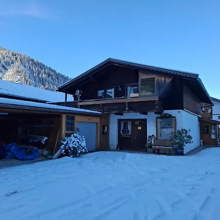 Apartment Zum Urfall -- Sommerbergbahnen Inklusive !!! Tannheim